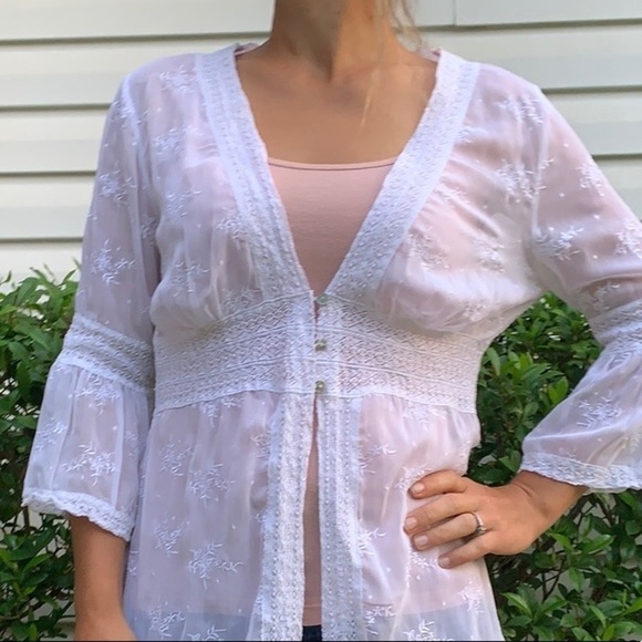 SOFT SURROUNDINGS White Floral Blouse‎ embroidered - Picture 1 of 16